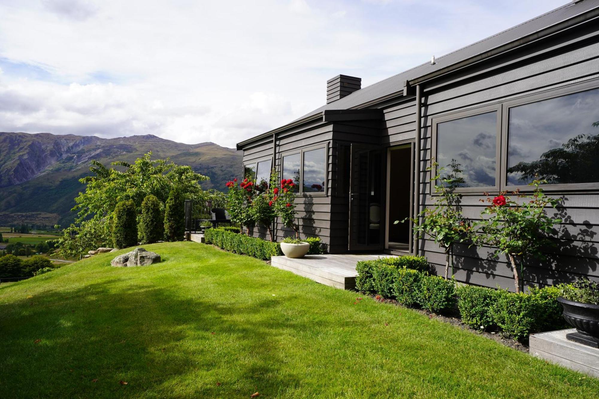 וואנאקה Mt Rosa Lodge Boutique Vineyard Accommodation מראה חיצוני תמונה